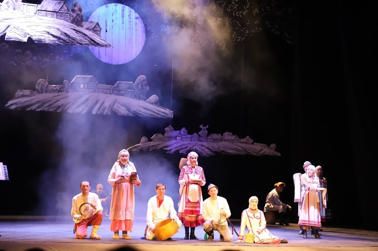 «Нарспи» çĕнĕрен сцена çине тухнă