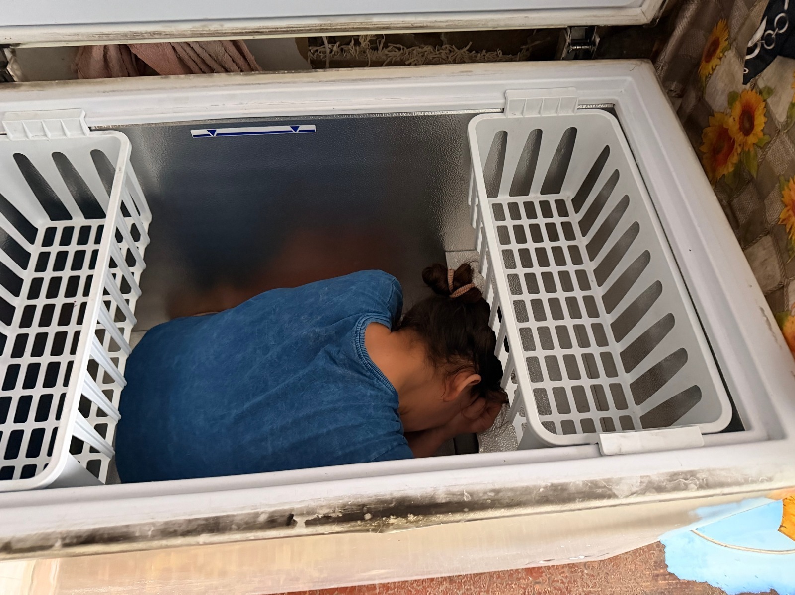 Парăмлă нумай ача амăшĕ морозильникре пытанса ларнă