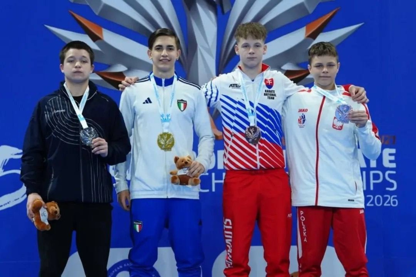 Каратист «кĕмĕл» çĕнсе илнĕ