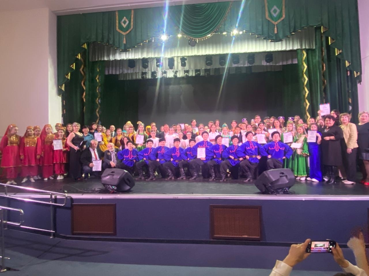 Халăхсен туслăхĕпе килĕшÿлĕхне çирĕплетекен фестиваль