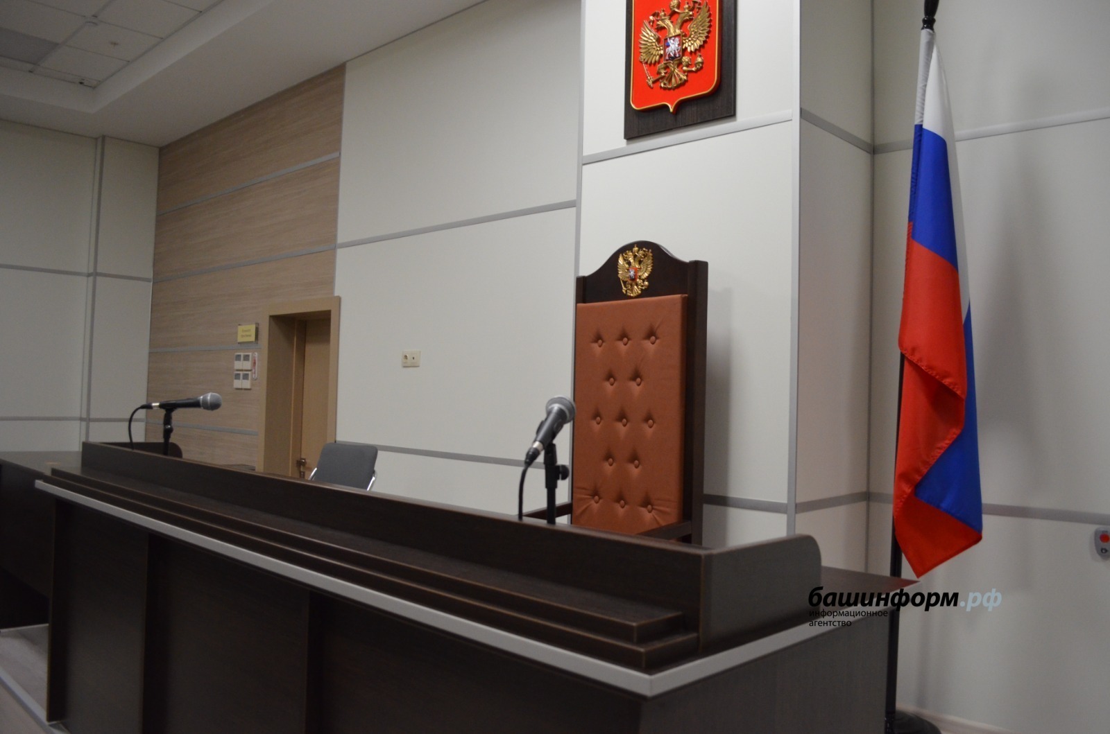 Культура çурчĕн директорĕ ĕçтешĕсен шучĕпе пурăннă