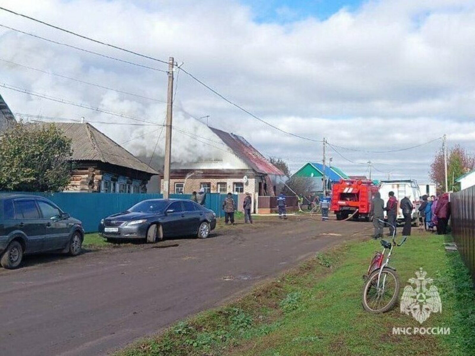 Нумай ачаллă çемьен çурчĕ çунса кайнă