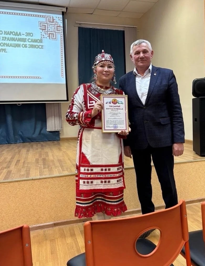 Чăваш вырсарни шкулĕнчи «Чĕрĕ сăмах» поэзипе литература каçĕ иртнĕ