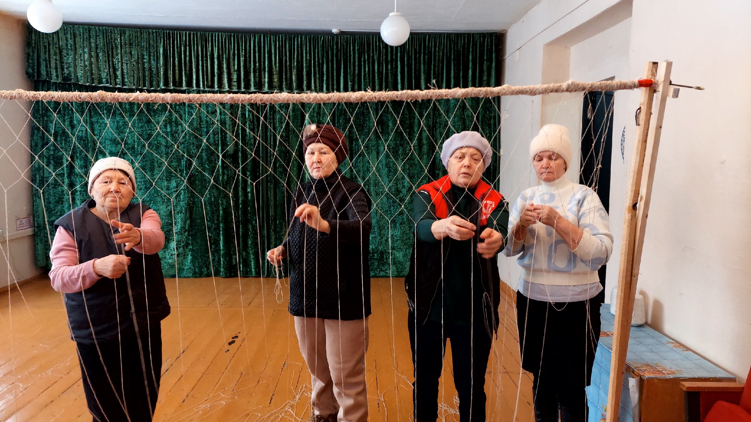 Дронсене хирĕç кĕрешеççĕ: хĕрарăм вăйĕ ĕçре