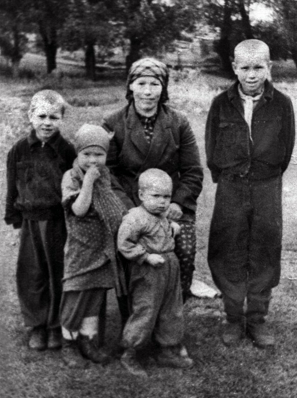 Мăн асатте-асанне умĕнче çĕре çити пуçăма таятăп