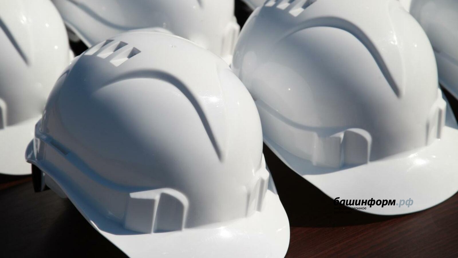 Ĕпхÿре монтажника çĕрпе хупласа хунă