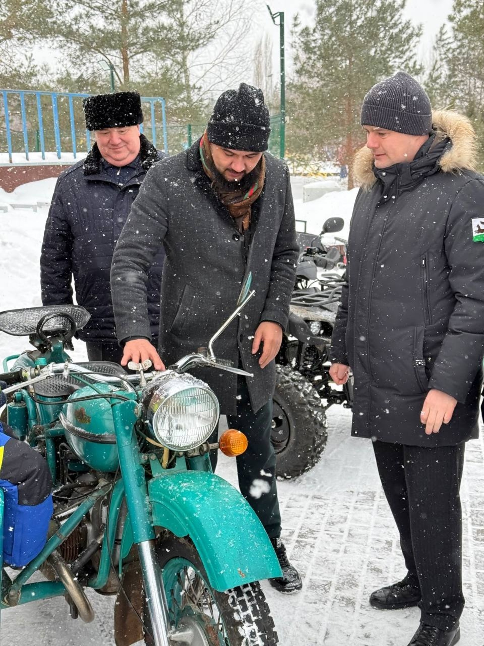 Ĕпху çынни ятарлă çар операцине сайра тĕл пулакан мотоцикла ăсатнă