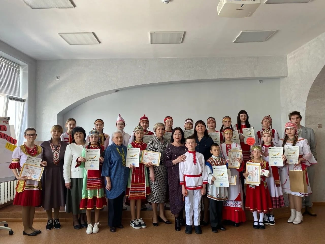 «Янăравлă чĕрĕ сăмах» пултаруллисене палăртрĕ