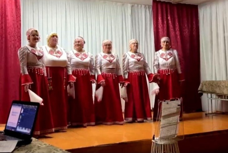 Енкрелсем Çимĕк каçне кулса та савăнса ирттернĕ