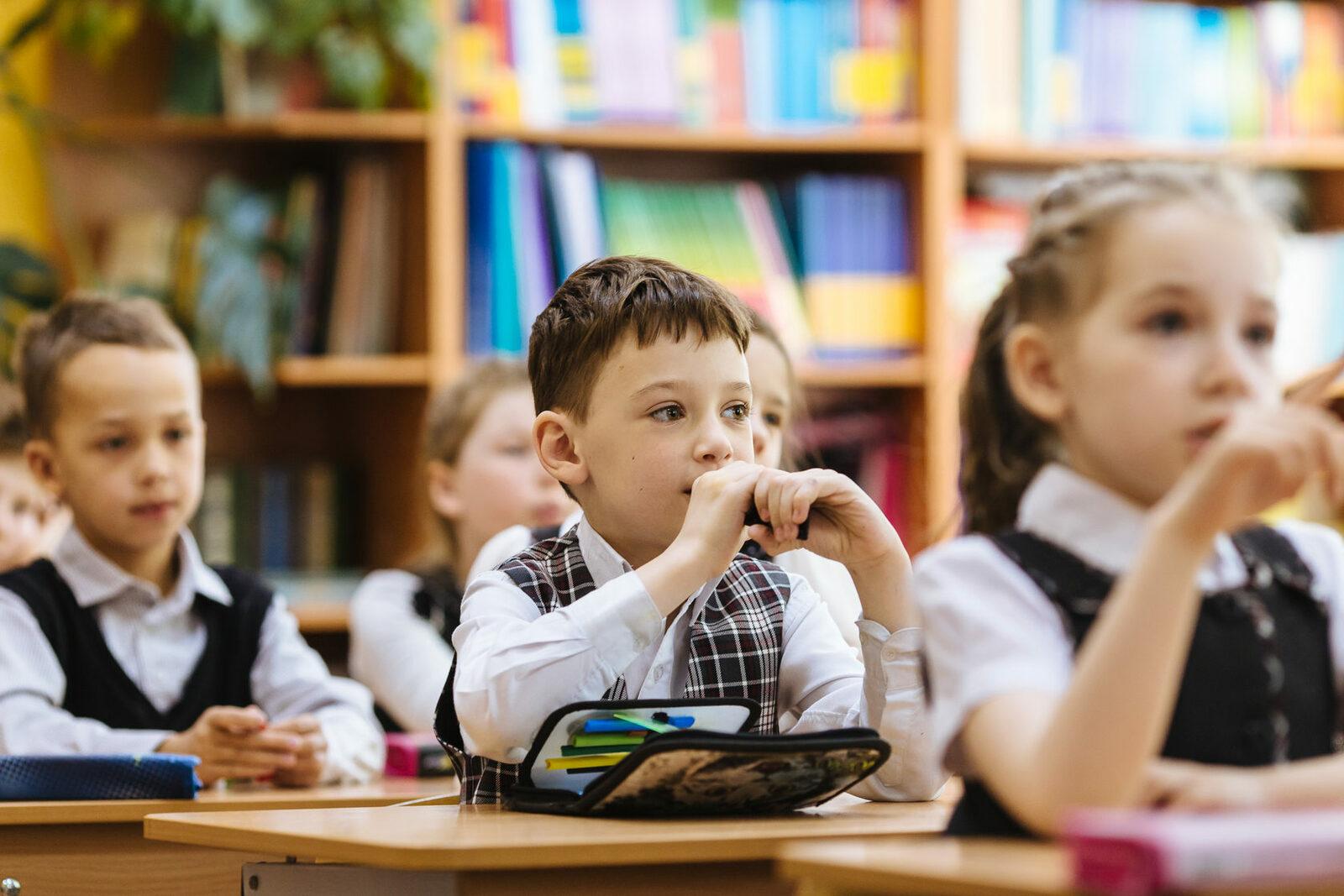 Шкулсенче шăнкăравсем вырăнне Глинка, Чайковский тата Бородин хайлавĕсем янăрĕç