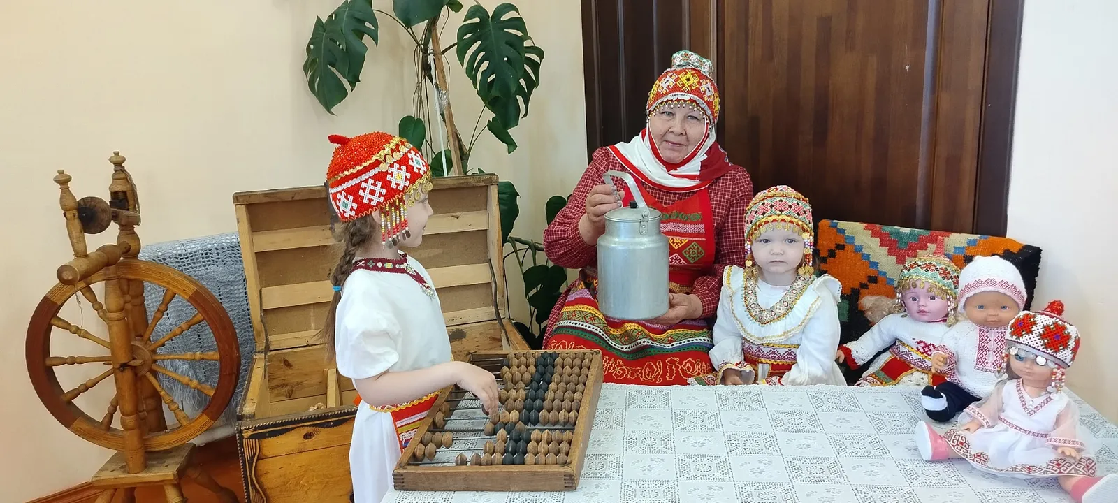 Асаннен арчине уçар, унта мĕн пуррине пăхар