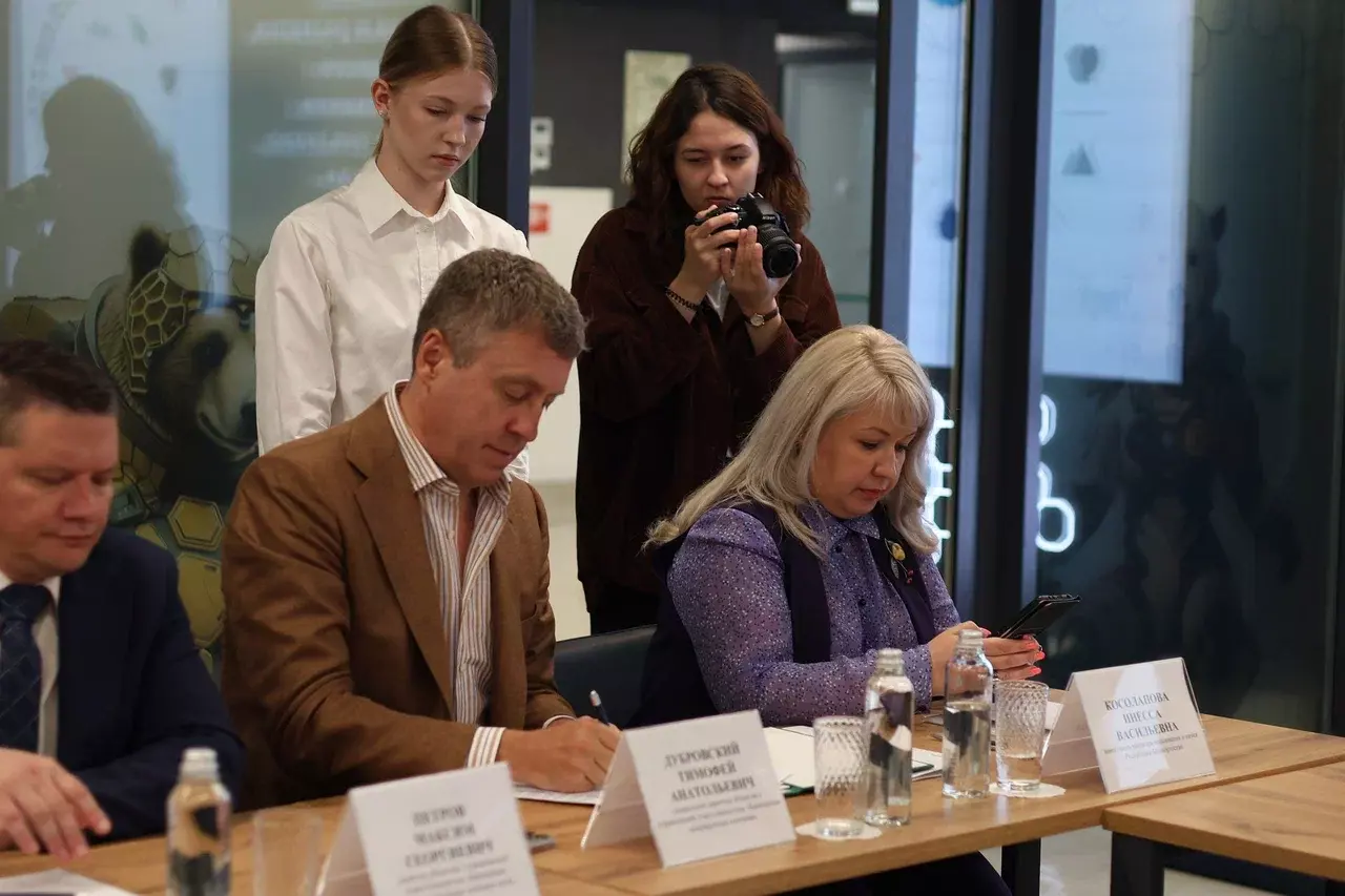 Подписали соглашения об открытии в 2026 году кластеров федерального проекта