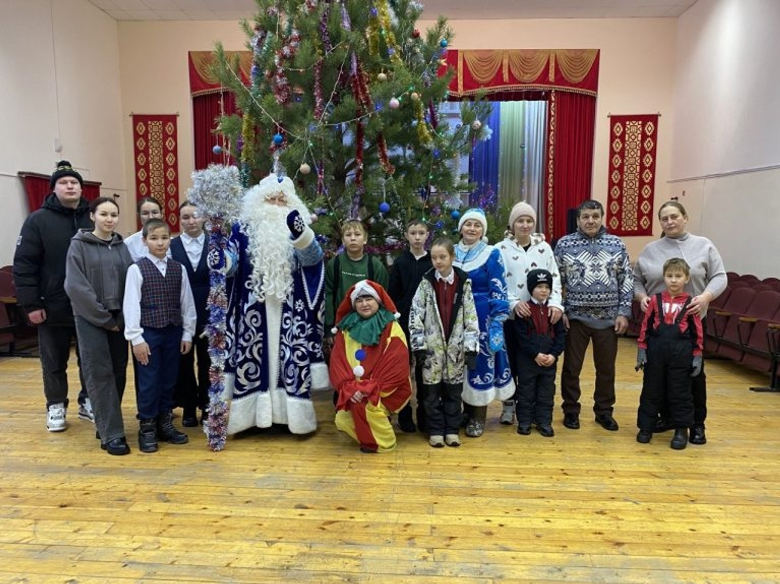 Уяв, вăйăсем тата ырă Хĕл Мучи