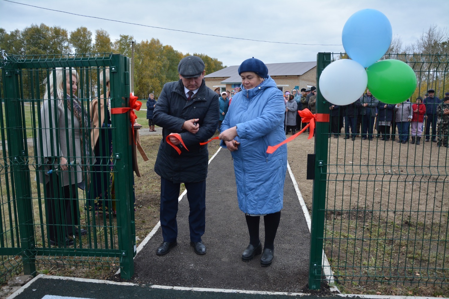 Парне вырăнне – çĕнĕ ача-пăча лапамĕ
