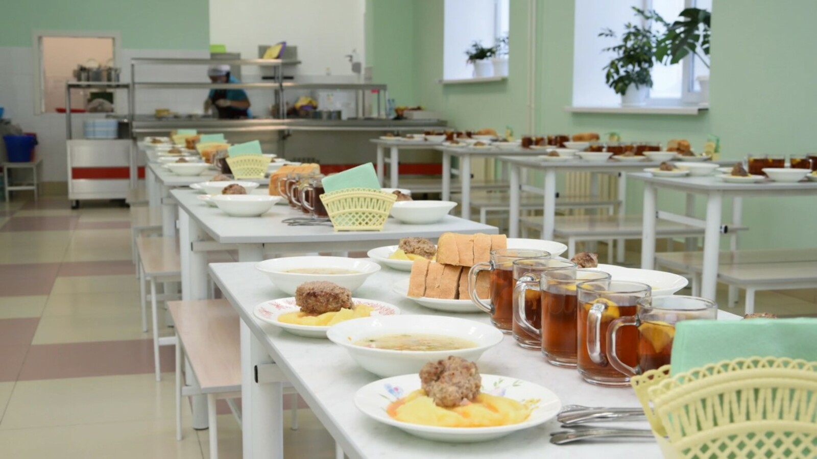 Шкулсенчи апат пĕçермелли 120 блока çĕнетнĕ