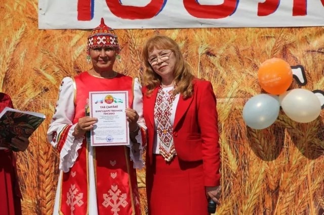 Пĕр ĕмĕре хыçа хăварса…