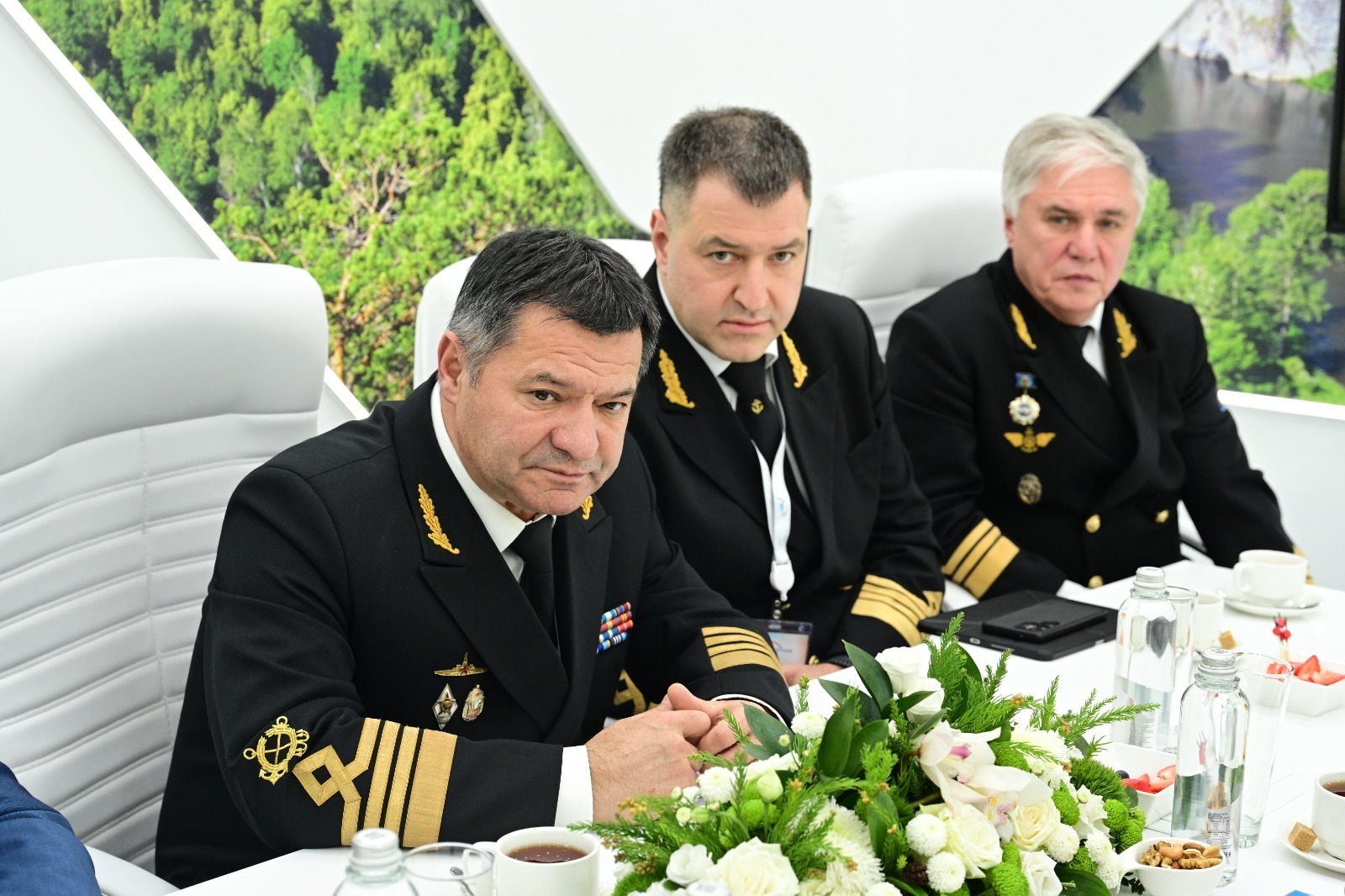 Шуратăл юхан шыв тăрăх тиевсене тата пассажирсене турттарĕç