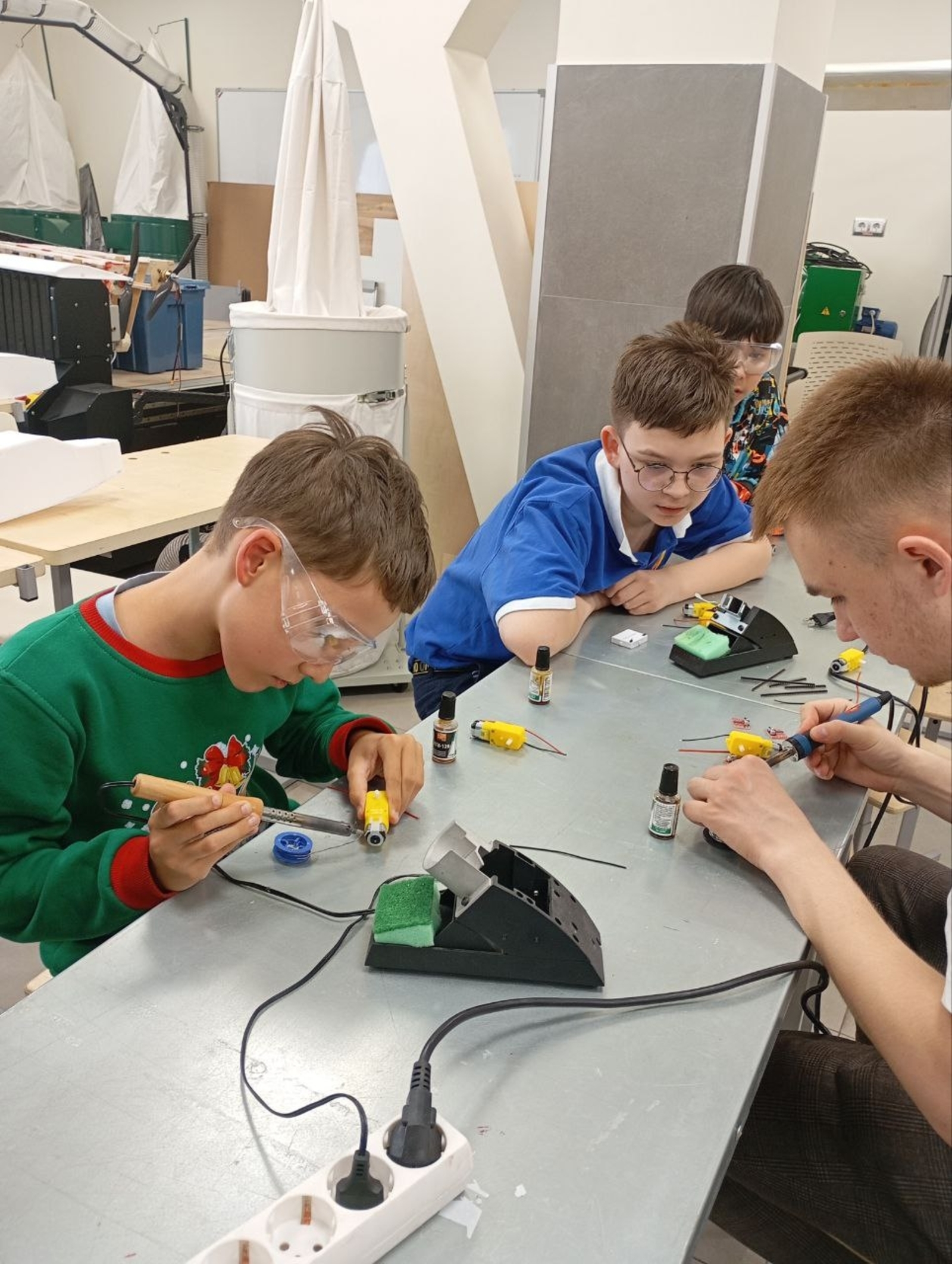 Пултаруллă ачасем  «Аврора» регионаллă центрта аталанма пултарĕç