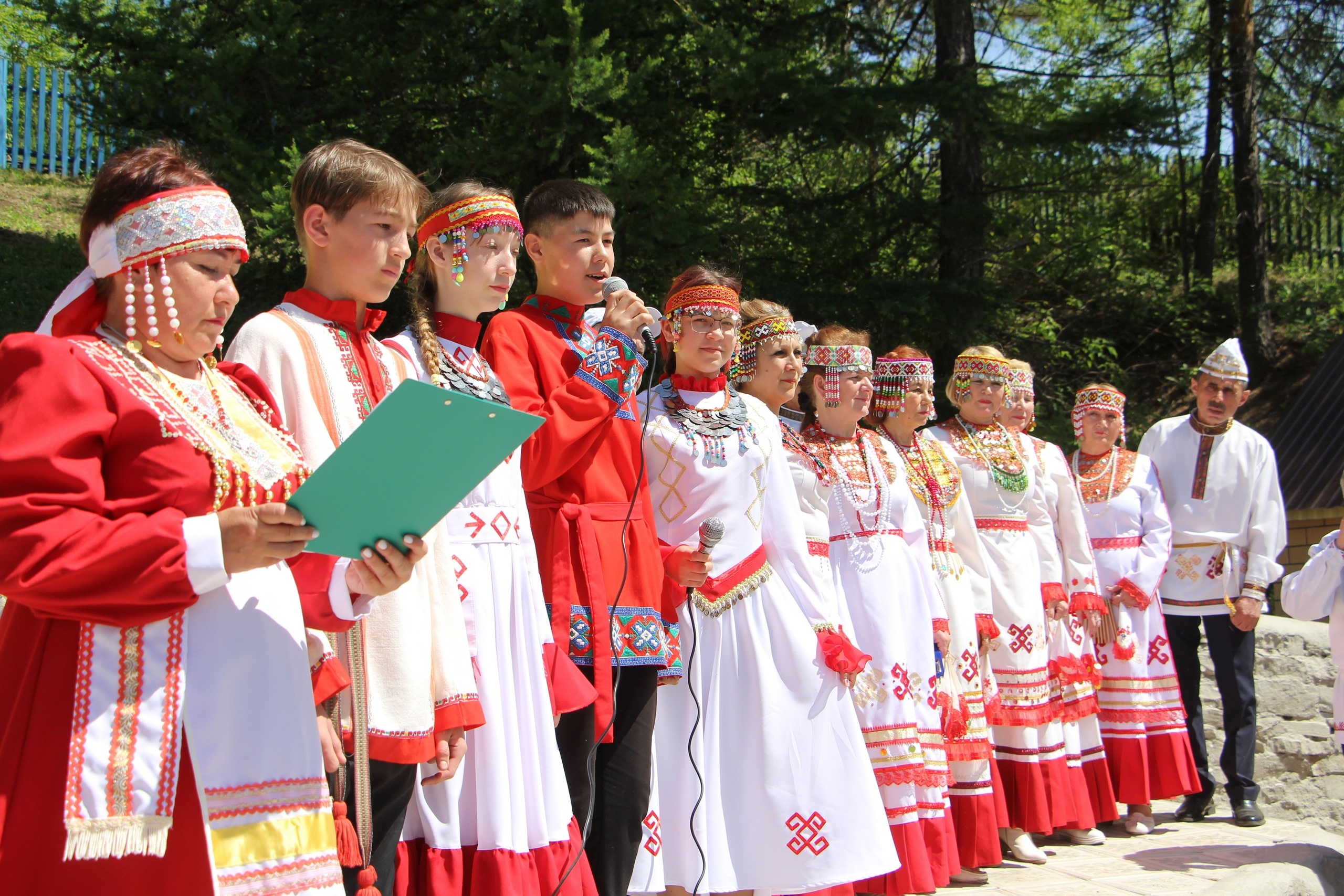 «Кĕçтенттин шурă кăвакарчăн пулса таврăнчĕ-тĕр»