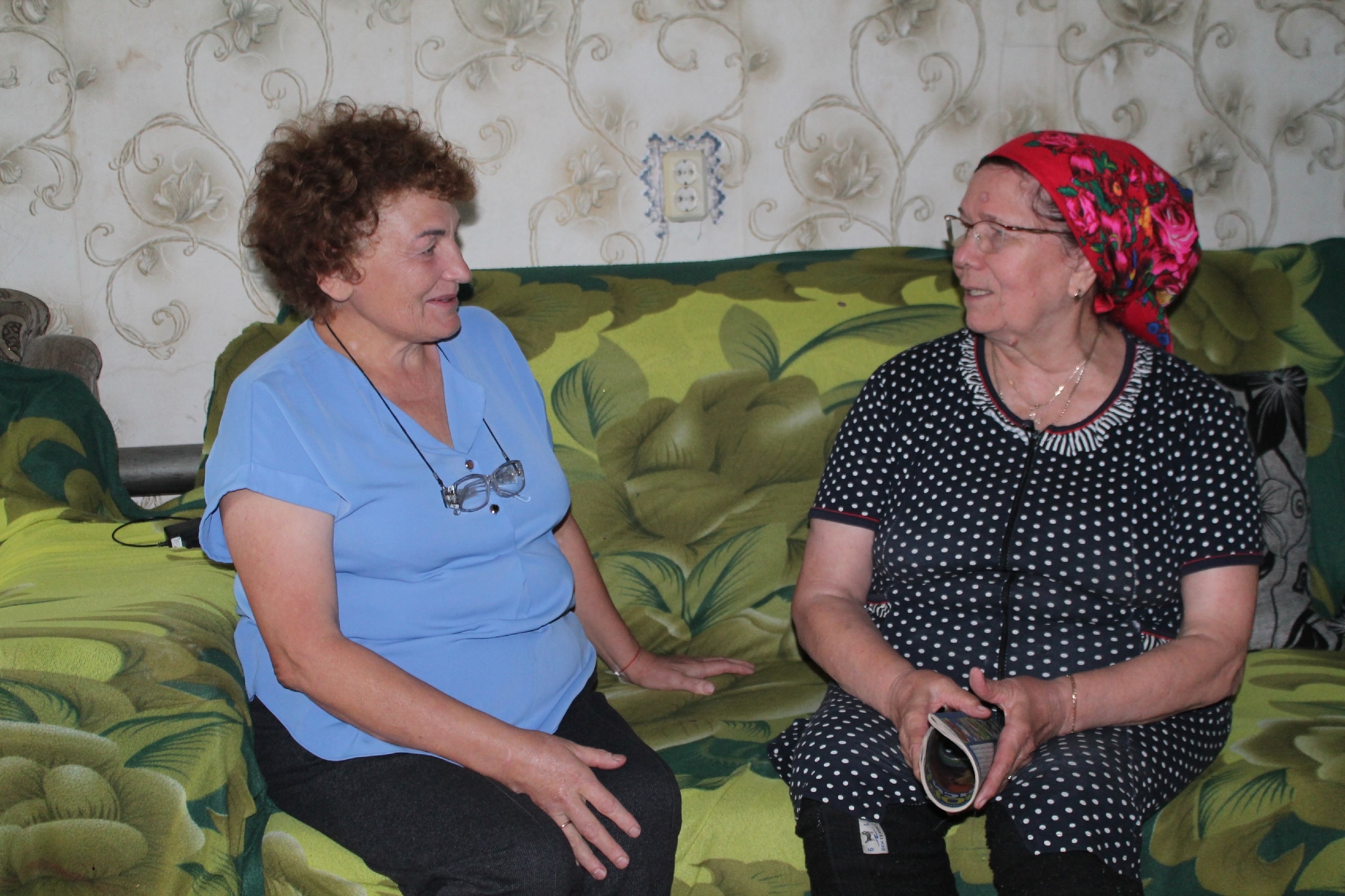 Йăла-йĕркесене ахах пĕрчи вырăнне хурса упрамалла