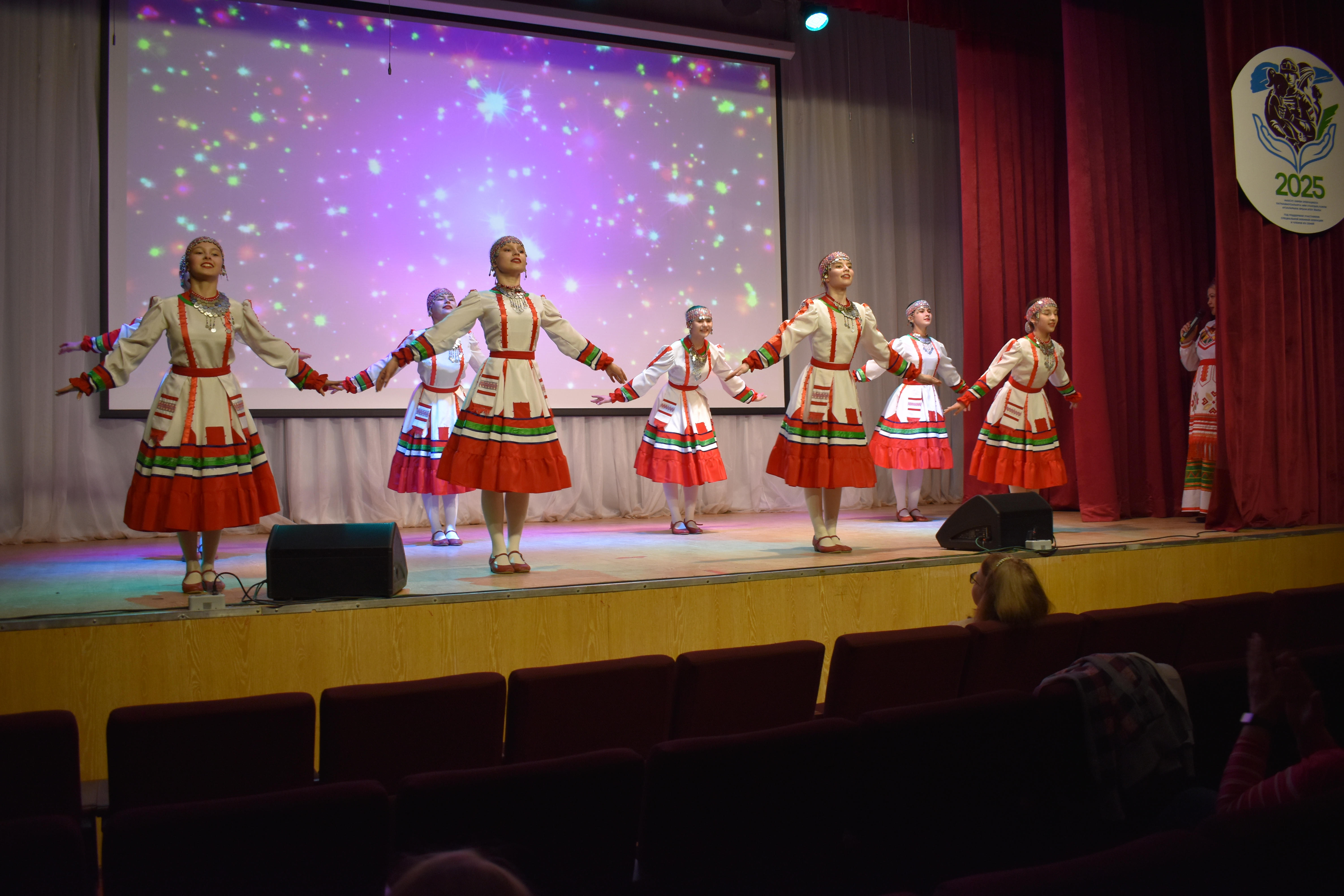 Пĕчĕк йышпа пысăк та пархатарлă ĕç тăваççĕ