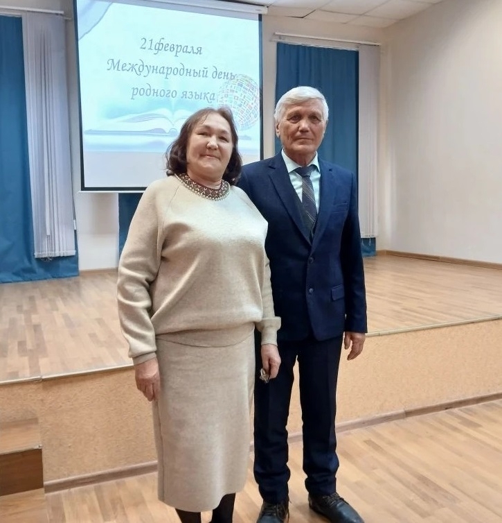 Чăваш вырсарни шкулĕнчи «Чĕрĕ сăмах» поэзипе литература каçĕ иртнĕ