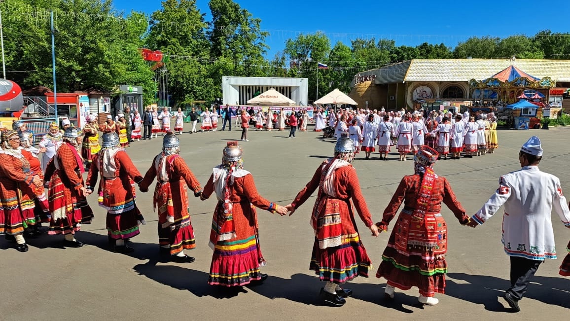 Çĕнтерÿçĕсемпе паллашăр