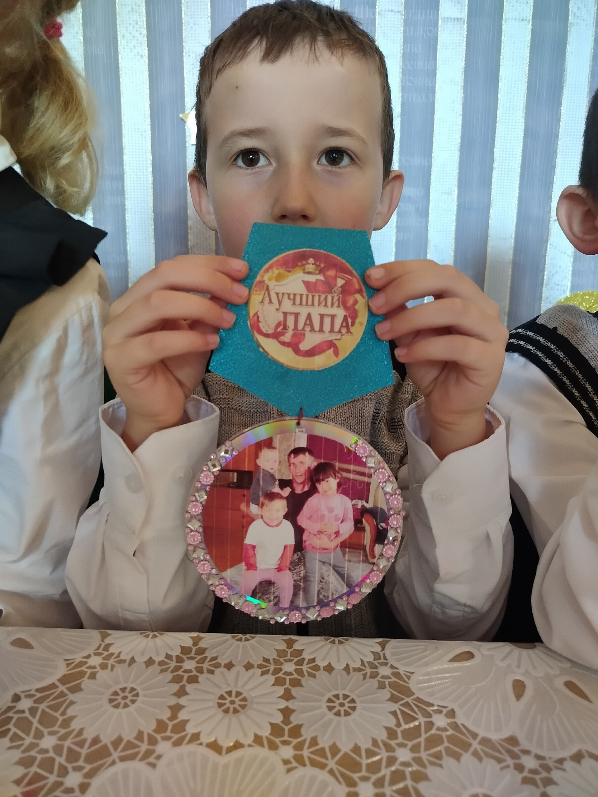 Октябрь уйăхĕн 19-мĕшĕ – Атте кунĕ