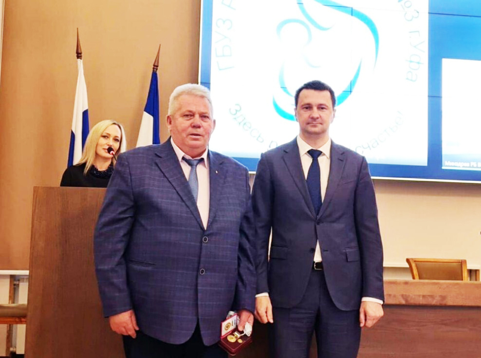 Виталий Тарасов ведомство медальне тивĕçнĕ