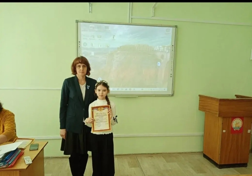 Урал ачисем ăслăлăхпа тĕпчев ĕçĕсене тивĕçлĕ хÿтĕленĕ