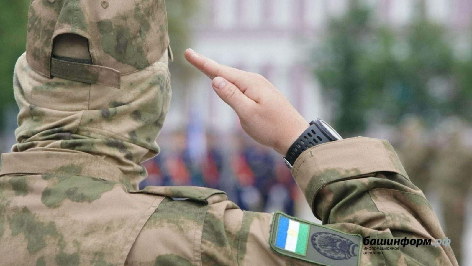 Владимир Путин çар хирĕç тăрăвĕсен ветеранĕ статуса çирĕплетекен указа алă пуснă