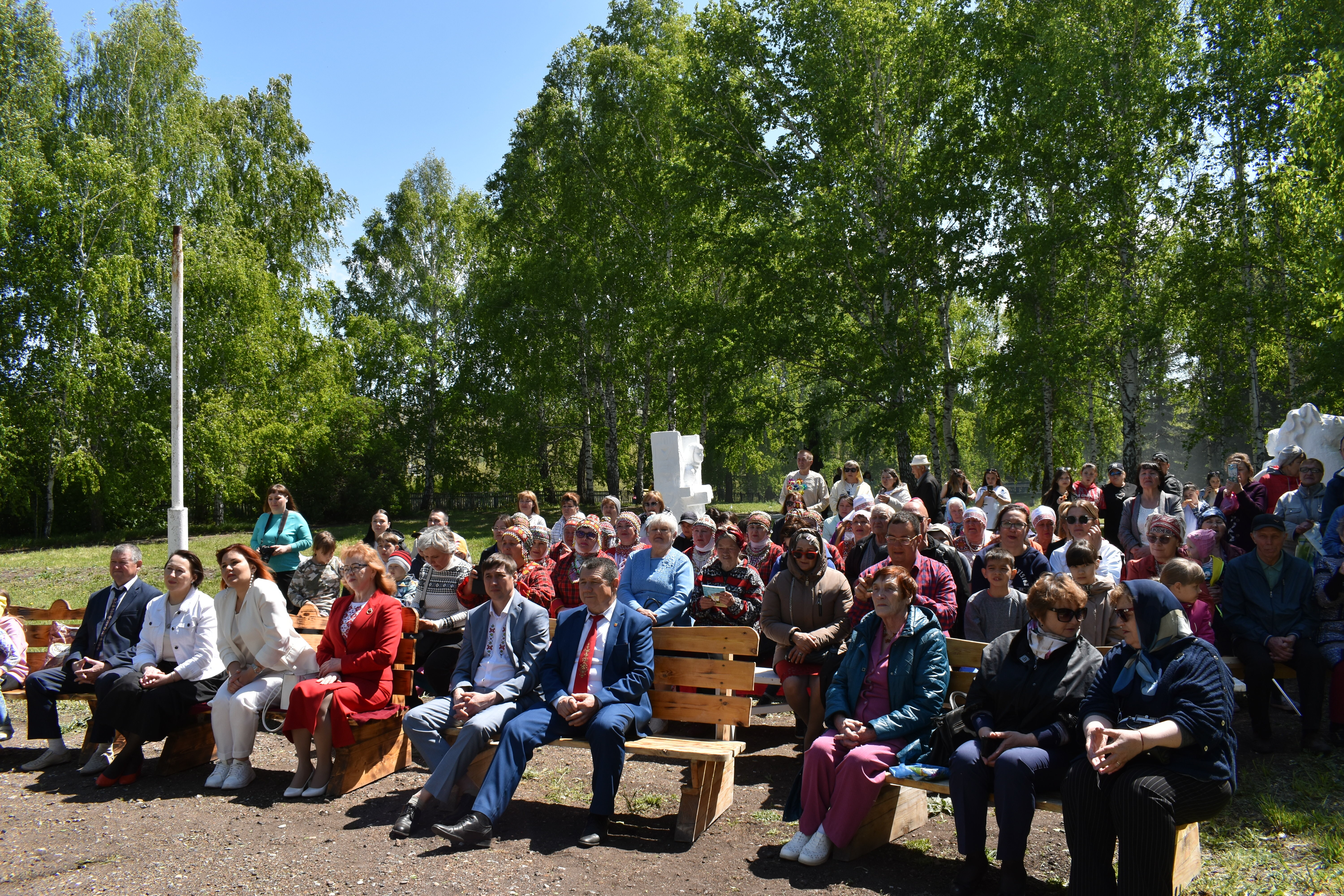 Пурне те хапăл туса кĕтетпĕр