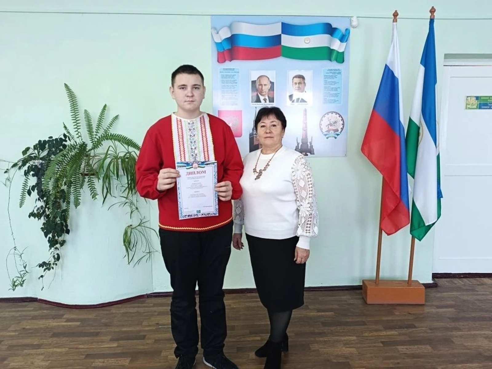 Тăван чĕлхе çемьере хисепре