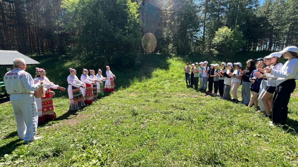 Юмашсем туризм сезонне уçнă