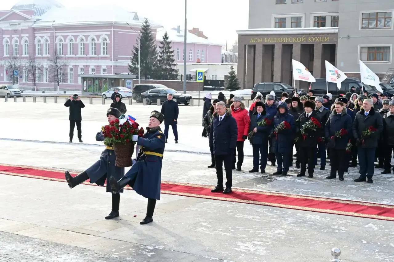Поздравление руководителя региона