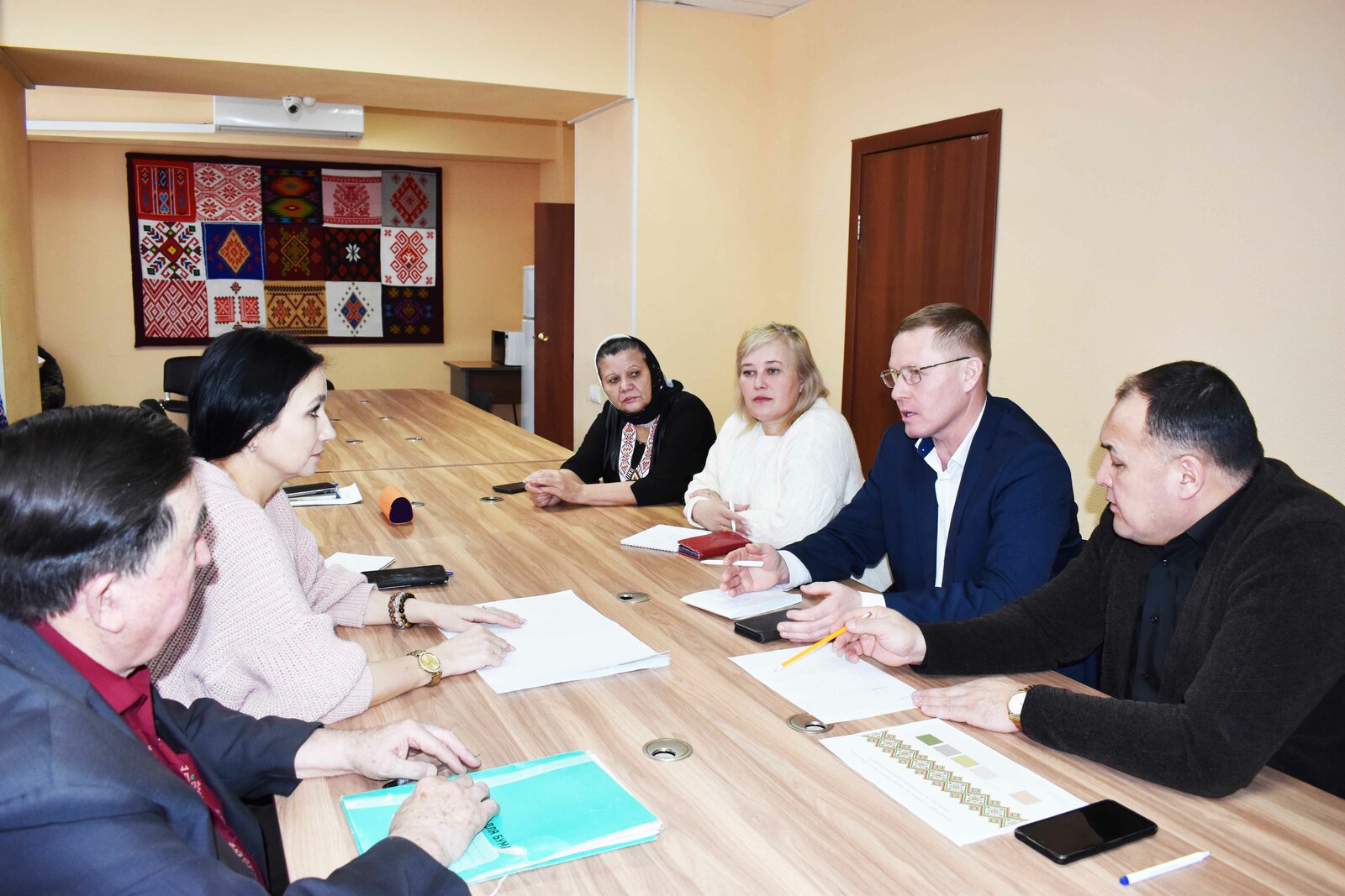 Историпе культура центрĕн малашлăхне сÿтсе явнă