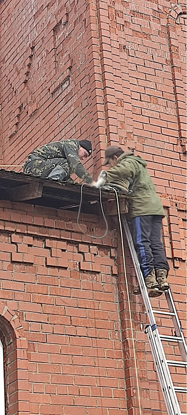 Пĕрлехи вăйпа Ивано-Казанка ялĕнчи чиркĕвĕн тăррине юсанă