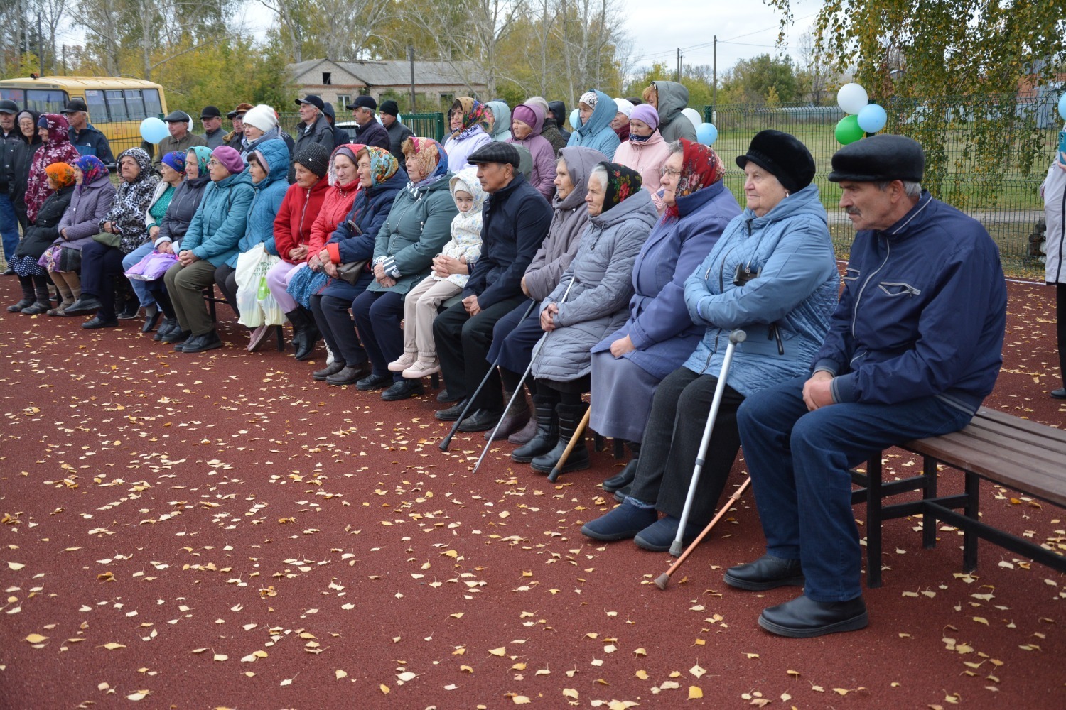 Парне вырăнне – çĕнĕ ача-пăча лапамĕ