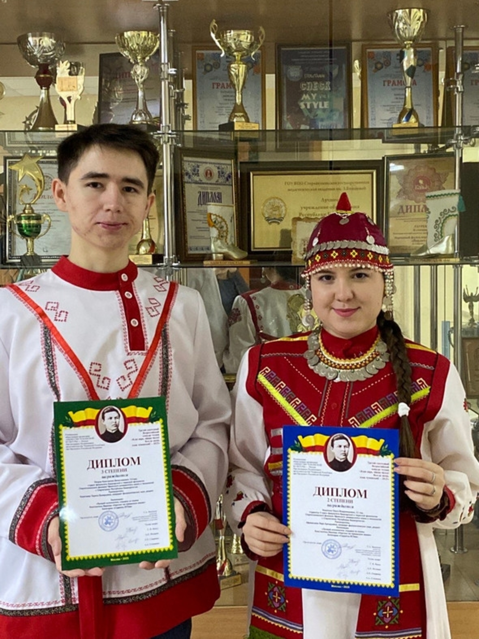 «Ялан янра, чăваш чĕлхи!» конкурс çĕнтерÿçисене саламлатпăр!