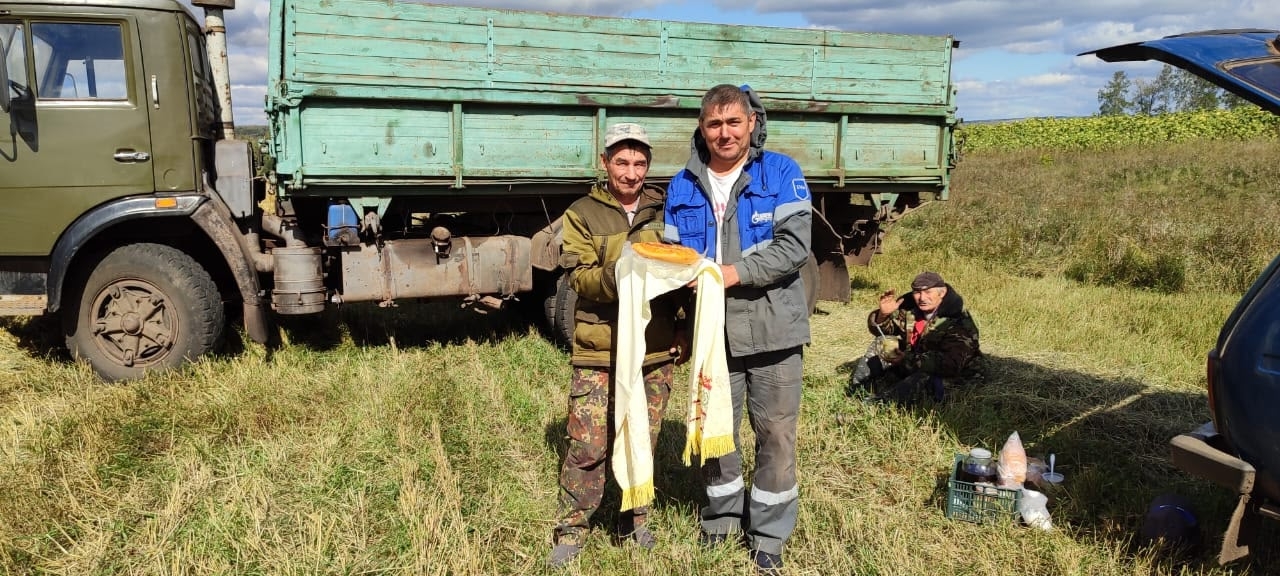 Тырă пуссине – юрă-ташăпа