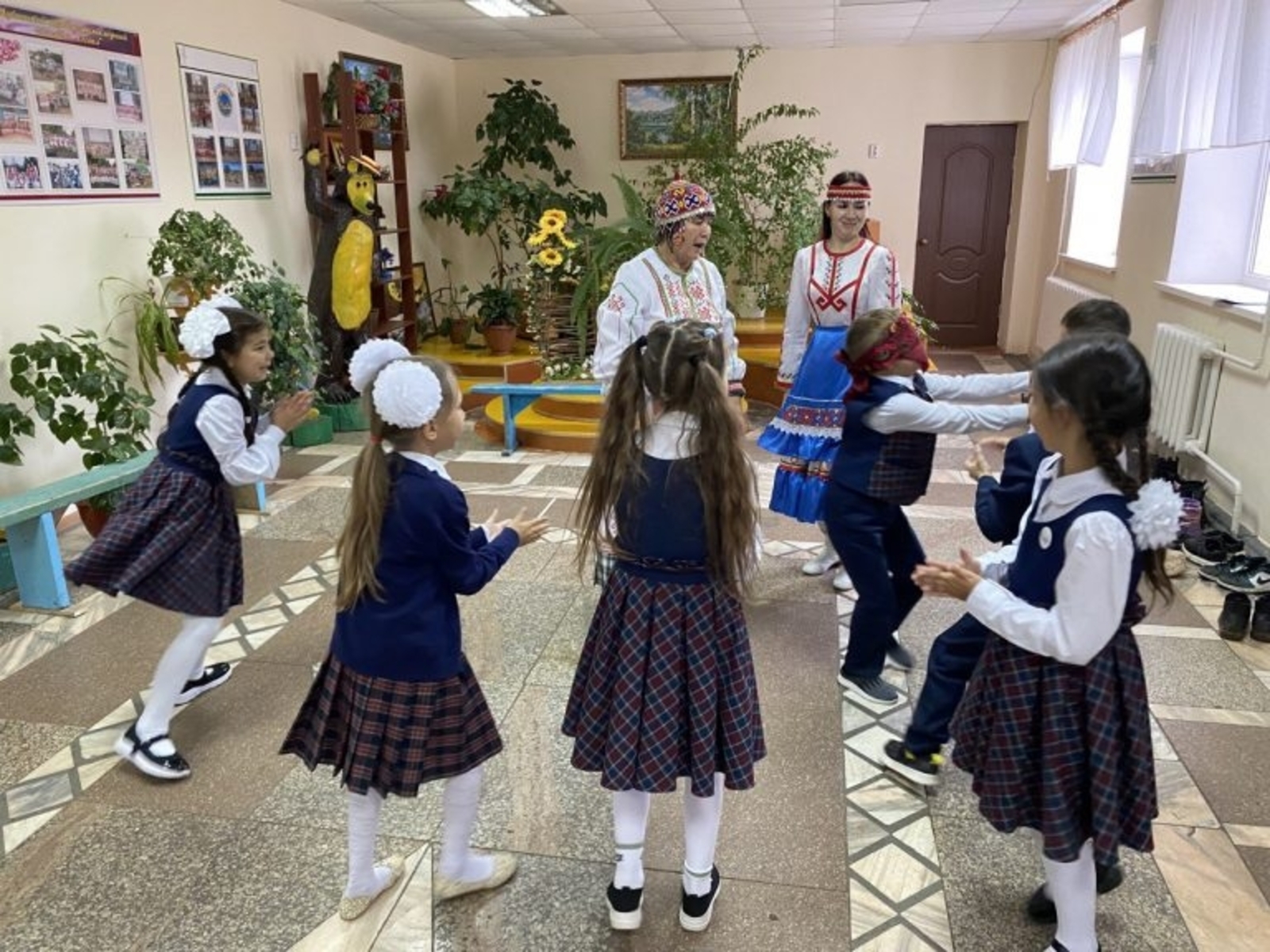 Йăла-йĕркесене çĕнĕрен чĕртсе тăратасси: манăçа тухнă чăваш вăййисен уявĕ