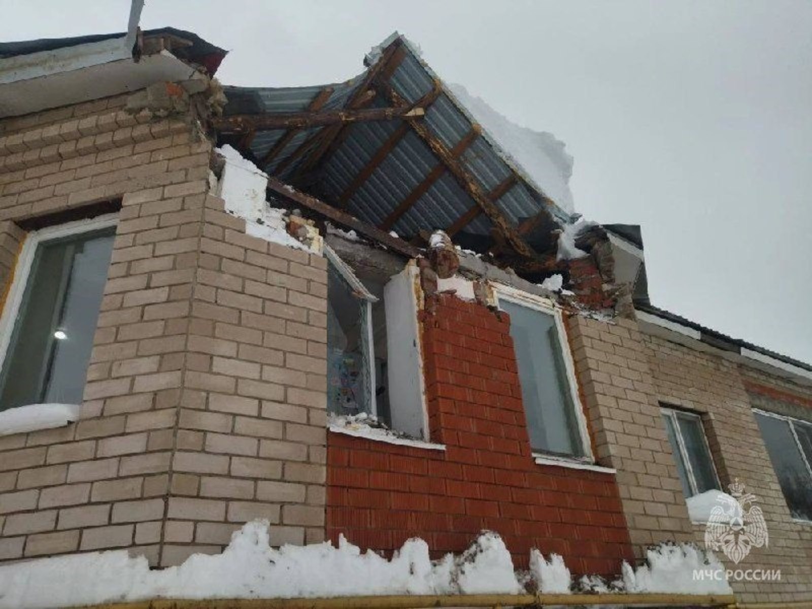 Хĕрарăм çине юр персе аннă та …