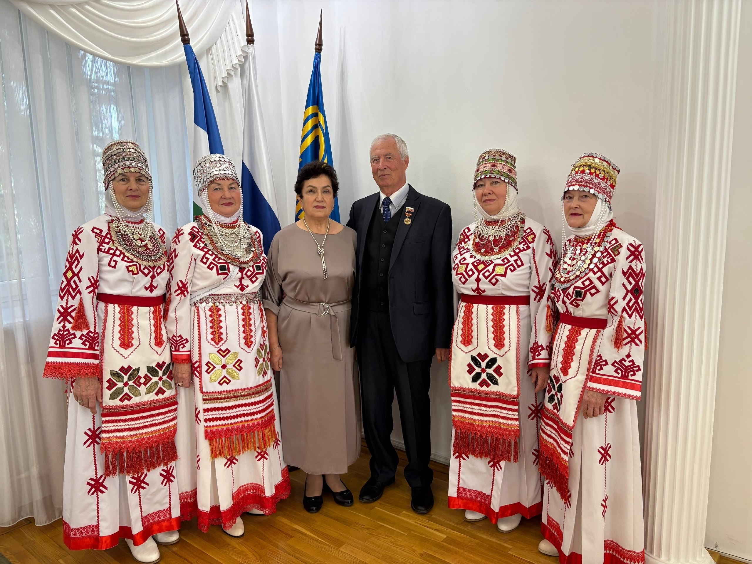 «Саккăрла» ташлаттарнă купăс тата нумай çул пурăнĕ