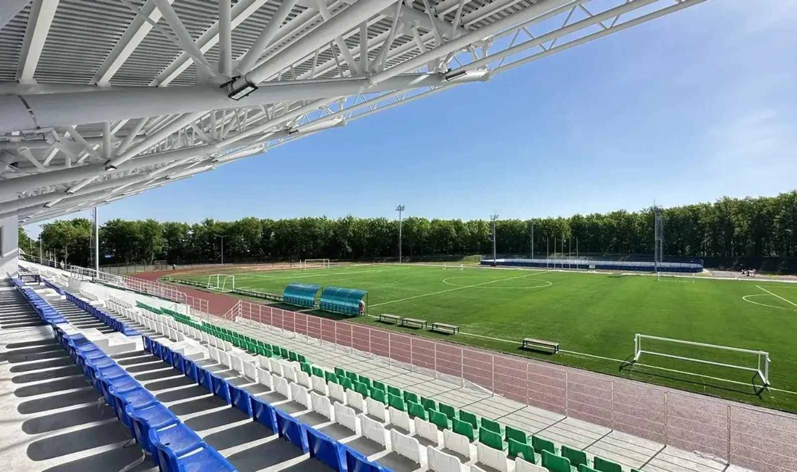 Толбазăра 500 вырăнлăх спорт арени уçăлĕ