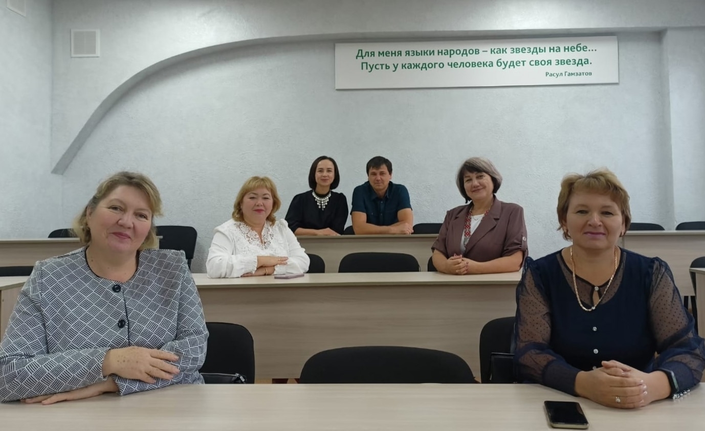 Çирĕм пилĕк çул каялла  аслă шкултан вĕренсе тухнисен тĕлпулăвĕ