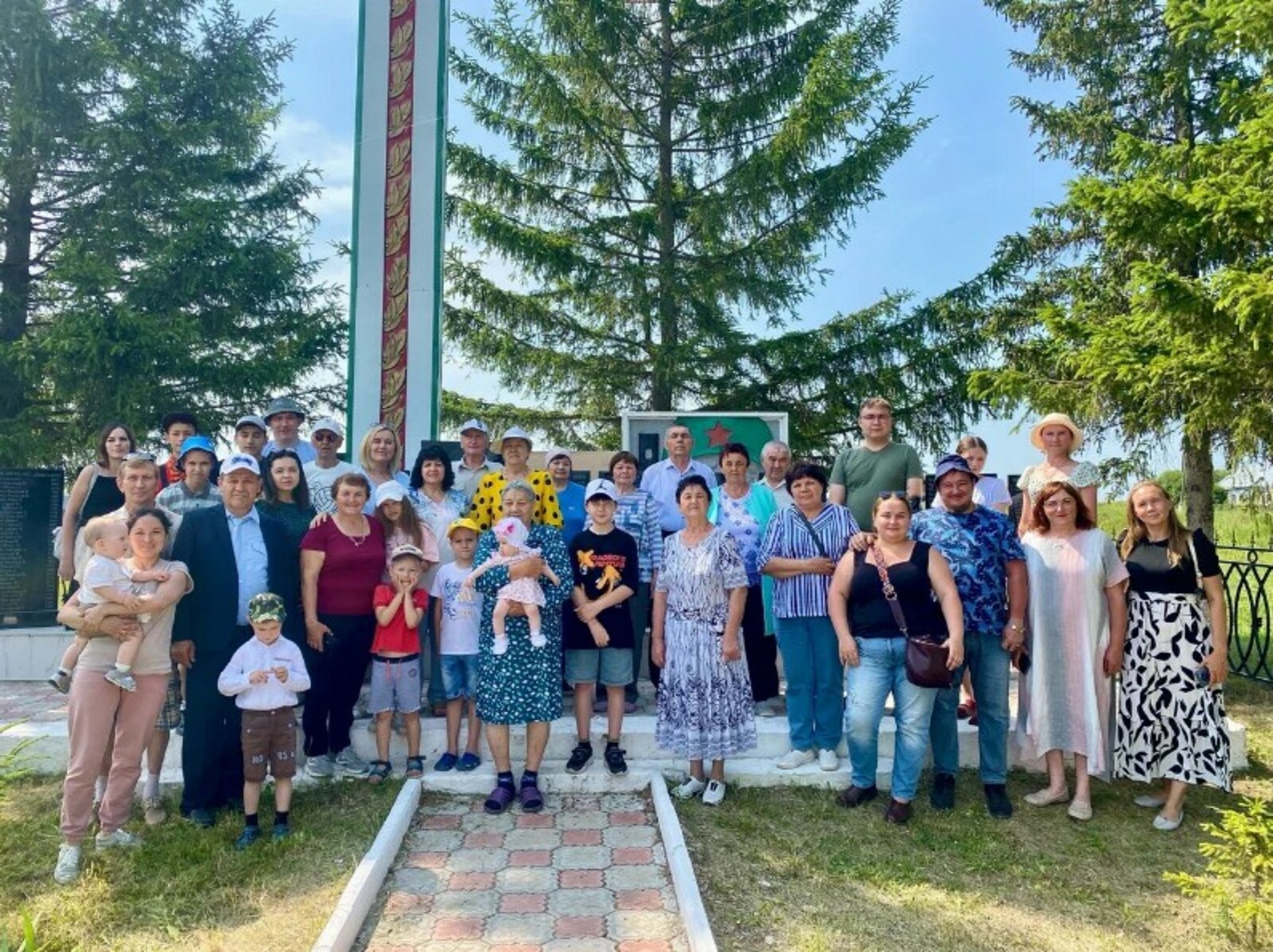 Тăванлăх тĕлпулăва йыхравларĕ