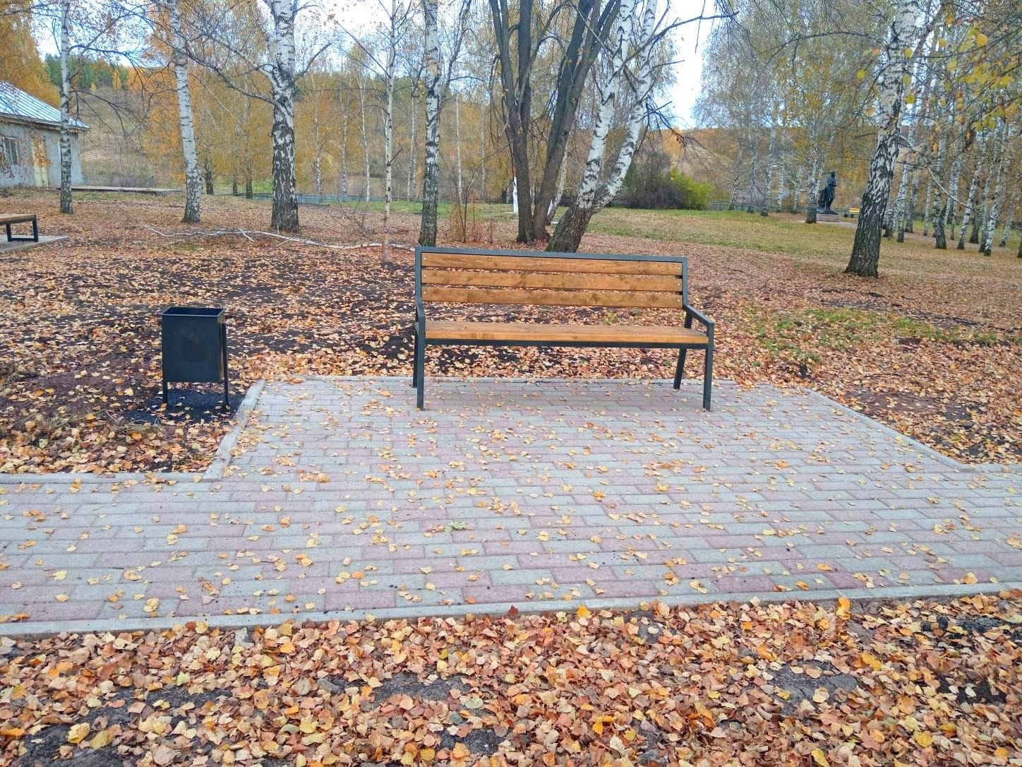 Константин Ивановăн паркне çĕнĕ сăн кĕртнĕ