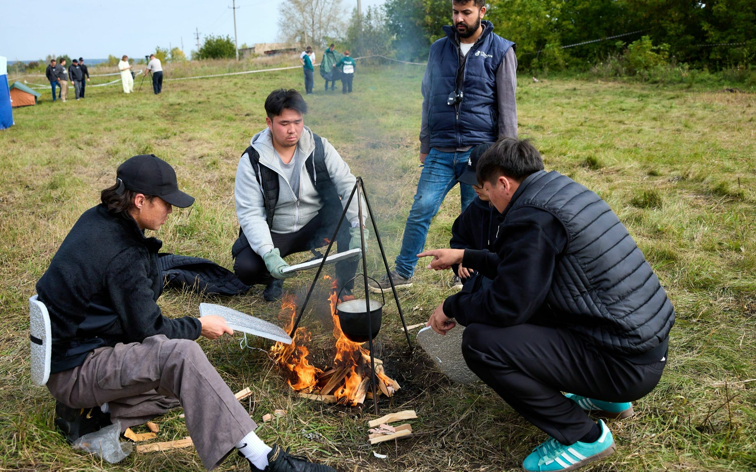 Более 300 студентов-геологов соревнуются в организации полевой стоянки