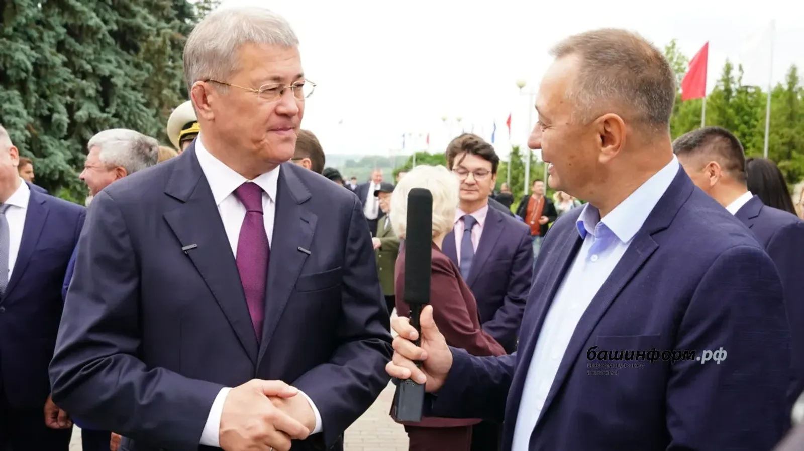 Пушкăртстан Пуçлăхĕ уншăн Тăван çĕршыв мĕнрен пуçланни çинчен каласа панă
