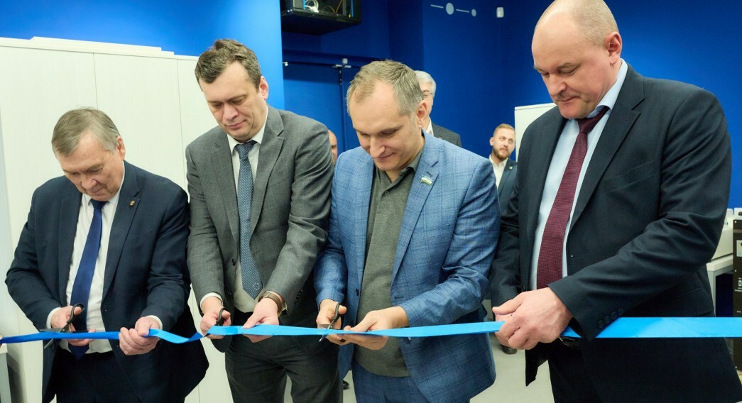 Современная лаборатория по металловедению начала работу в УГНТУ